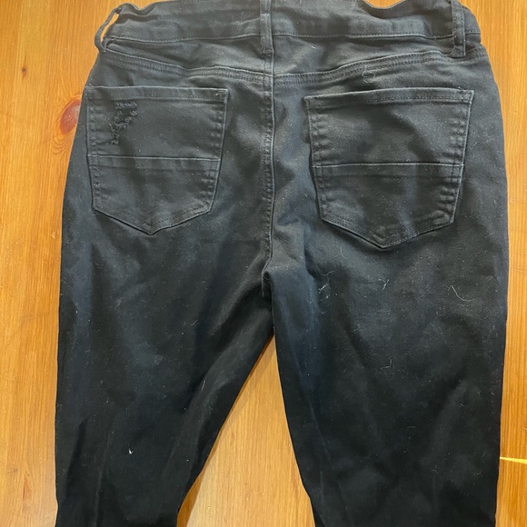 Black Distressed Skinny Jeans - Picture 4 of 5